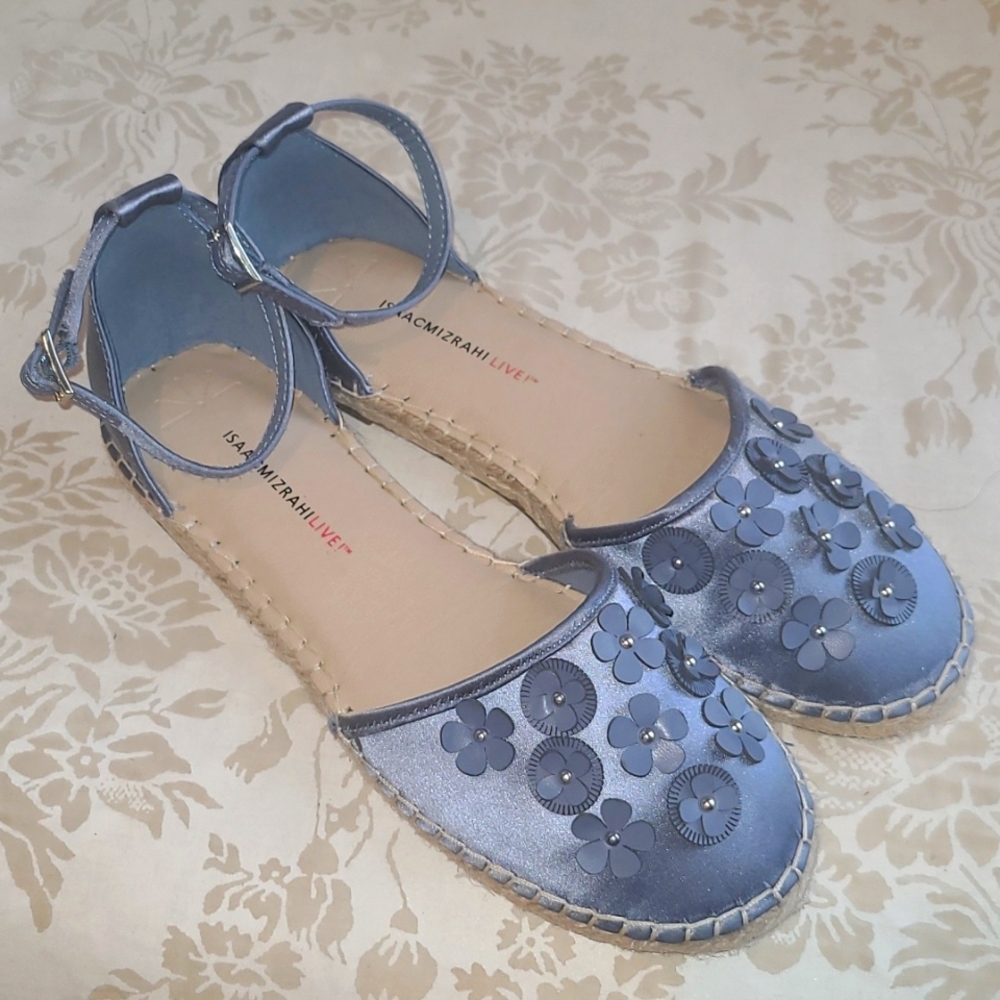 NWOT Isaac Mizrahi Ankle Strap Sandal